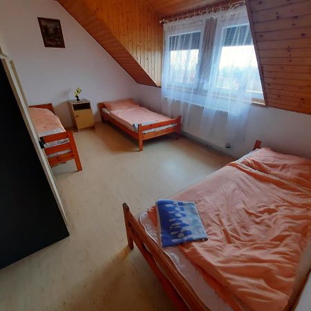 Отель Kekturas-Tora Nyilo Badacsonyi Privat Berlemeny Бадачоньтомай Экстерьер фото