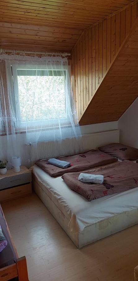 Отель Kekturas-Tora Nyilo Badacsonyi Privat Berlemeny Бадачоньтомай Экстерьер фото