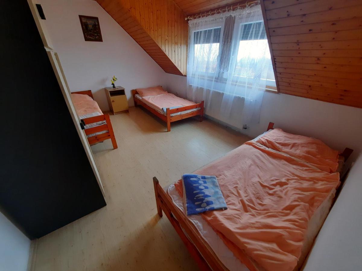 Отель Kekturas-Tora Nyilo Badacsonyi Privat Berlemeny Бадачоньтомай Экстерьер фото